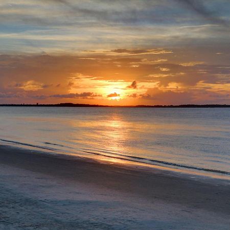 Beach And Racquet Tybee Island Bagian luar foto